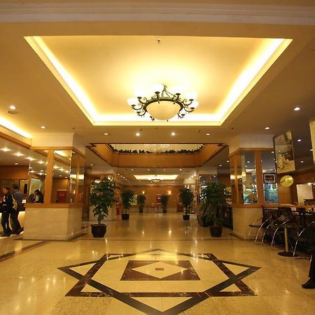 Garden City Hotel Chengdu Bagian luar foto