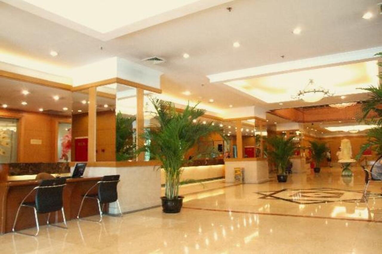 Garden City Hotel Chengdu Bagian luar foto