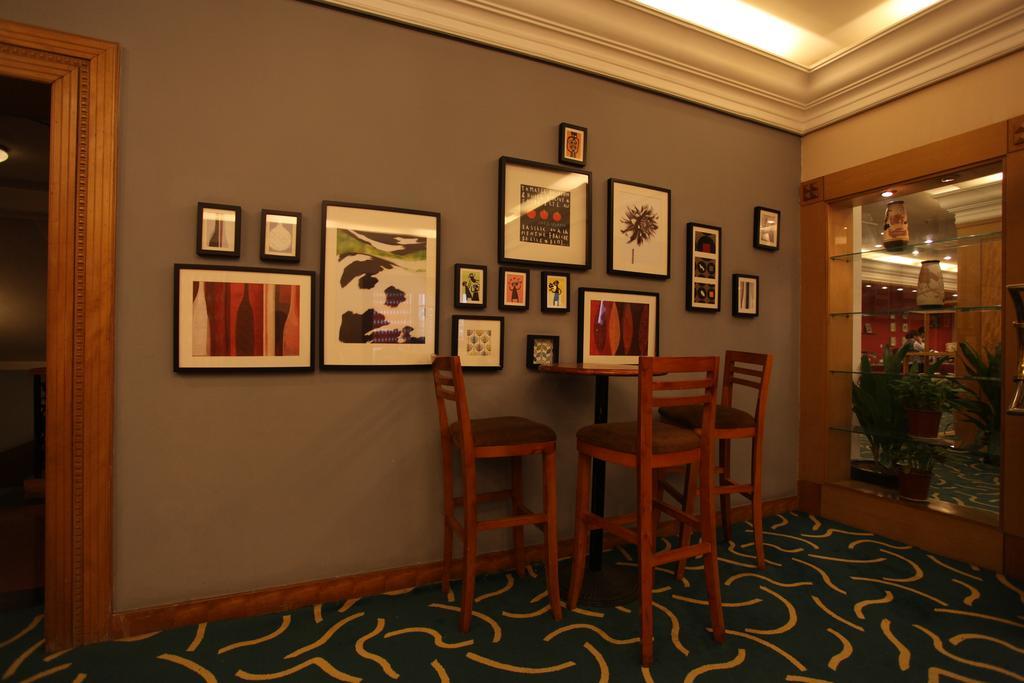 Garden City Hotel Chengdu Bagian luar foto
